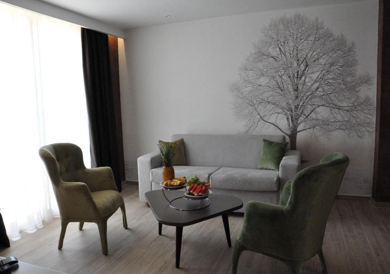 Hotel Maren Дуррес Экстерьер фото