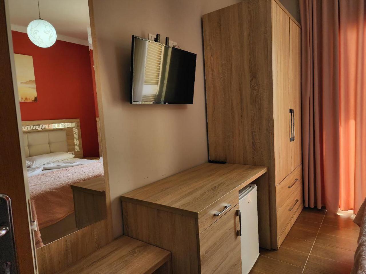 Hotel Maren Дуррес Номер фото